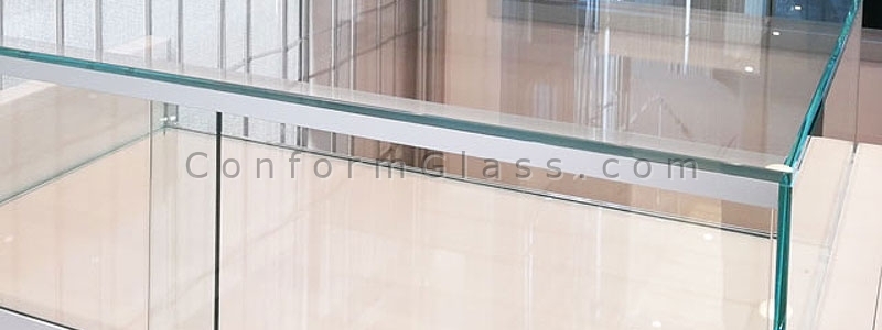 Custom Glass Display