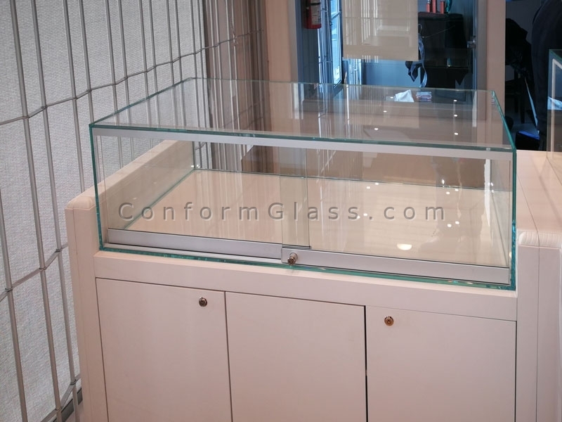 Tabletop Glass Display