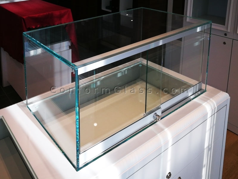 Retail Glass Display