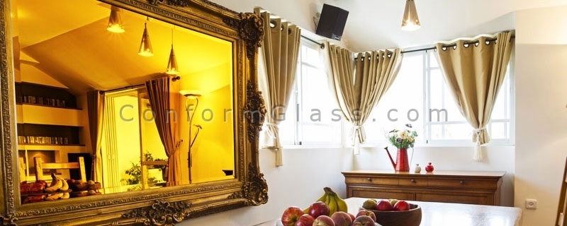 Dining Room with Gold Mirror