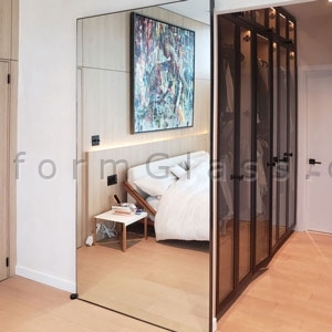 Magic Sliding Mirror Door